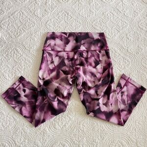 Lululemon Wunder Under 25in inseam Purple Yoga Leggings Size 6